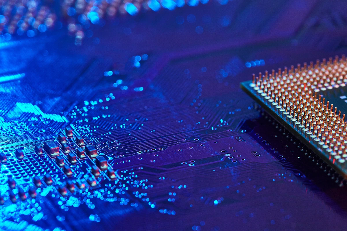 KVM: La virtualización moderna en el Kernel de Linux